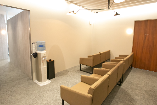 メンズ美容クリニックRevios心斎橋院の性感染症検査の流れ。治療のご案内